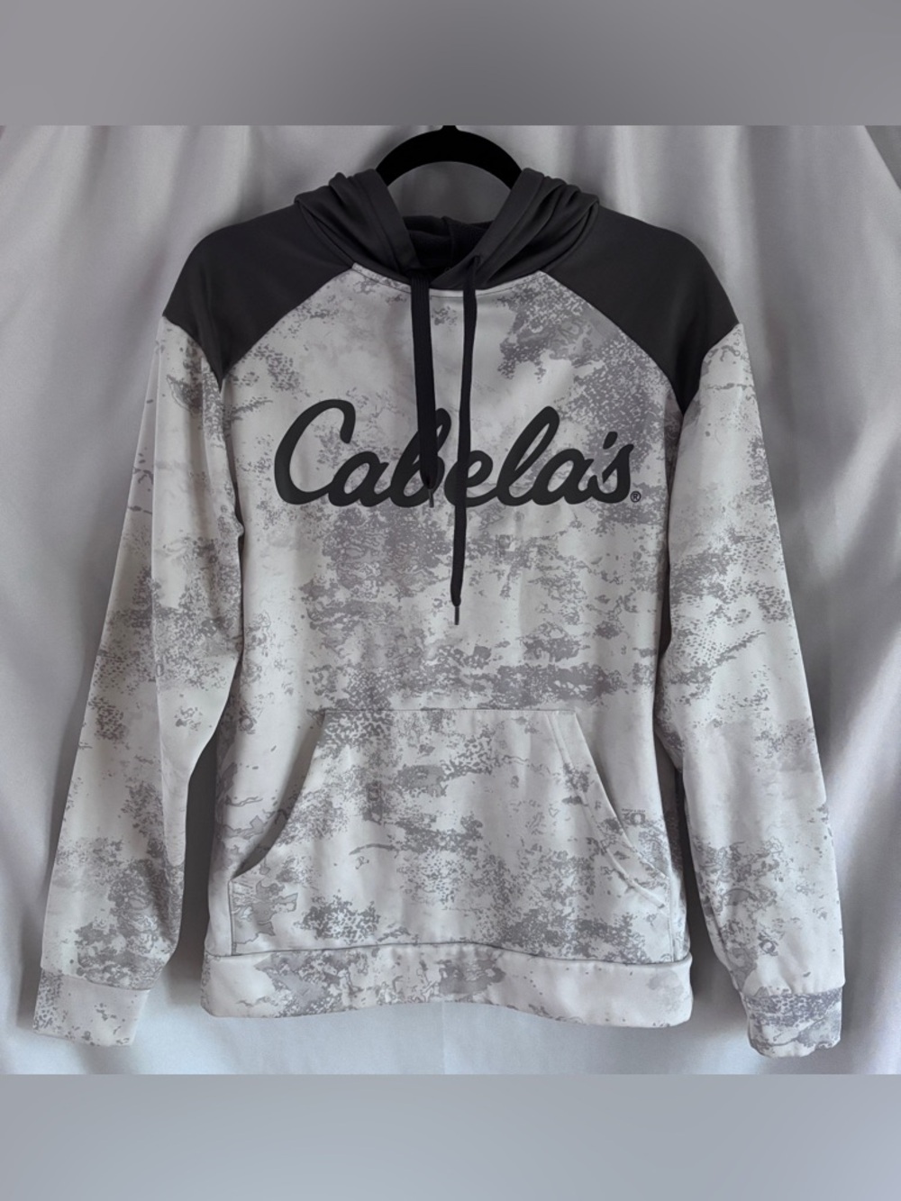 Cabela's White/Gray Camo Raglan Pullover Hoodie ~ Rugged, Outdoors ~ Men’s Small